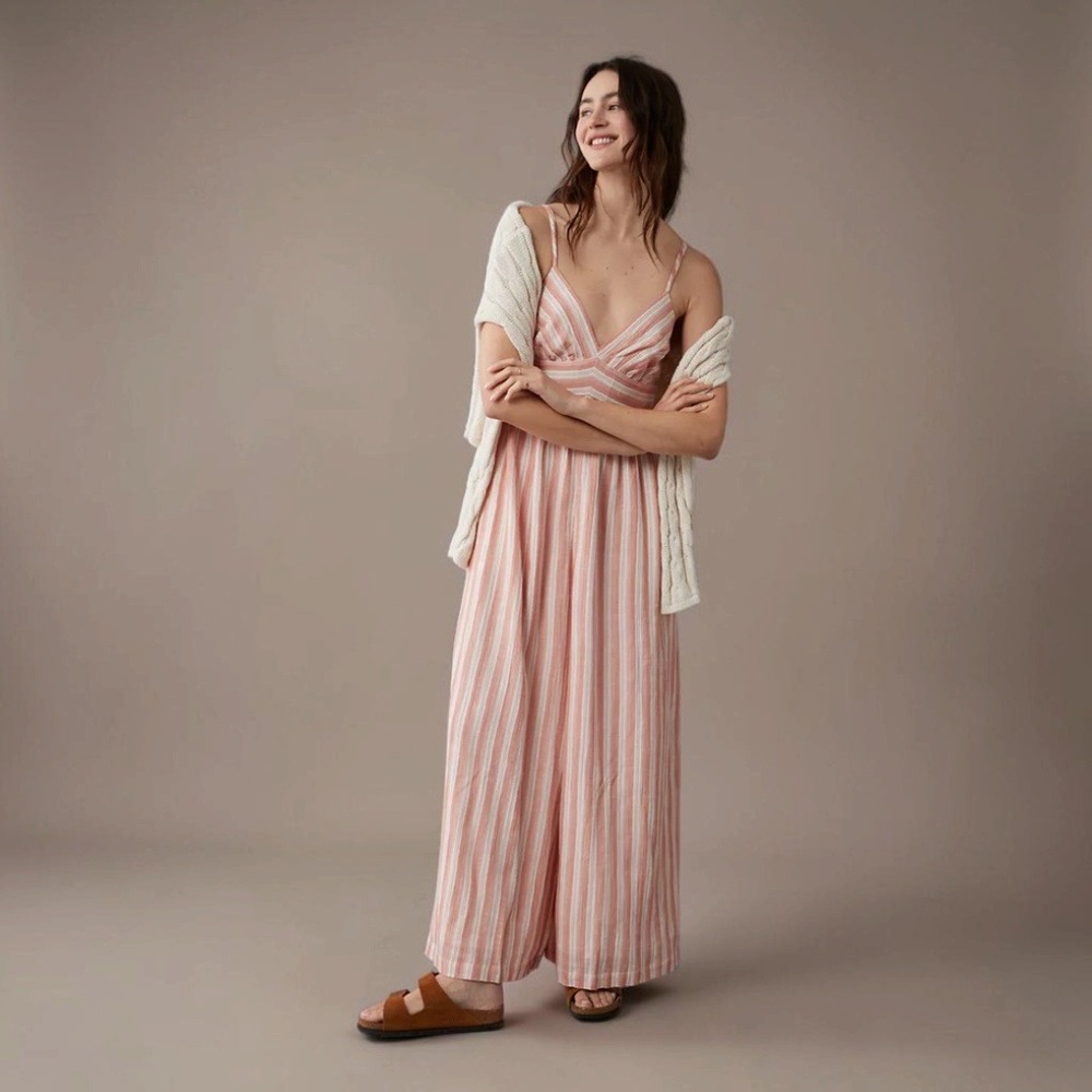 American Eagle Striped Plunge Neckline Flowy Jumpsuit Sz L